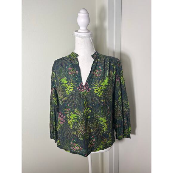 Trovata Birds of Paradise Green Floral Long Sleeve V-Neck Shirt Sz XS - Picture 1 of 3